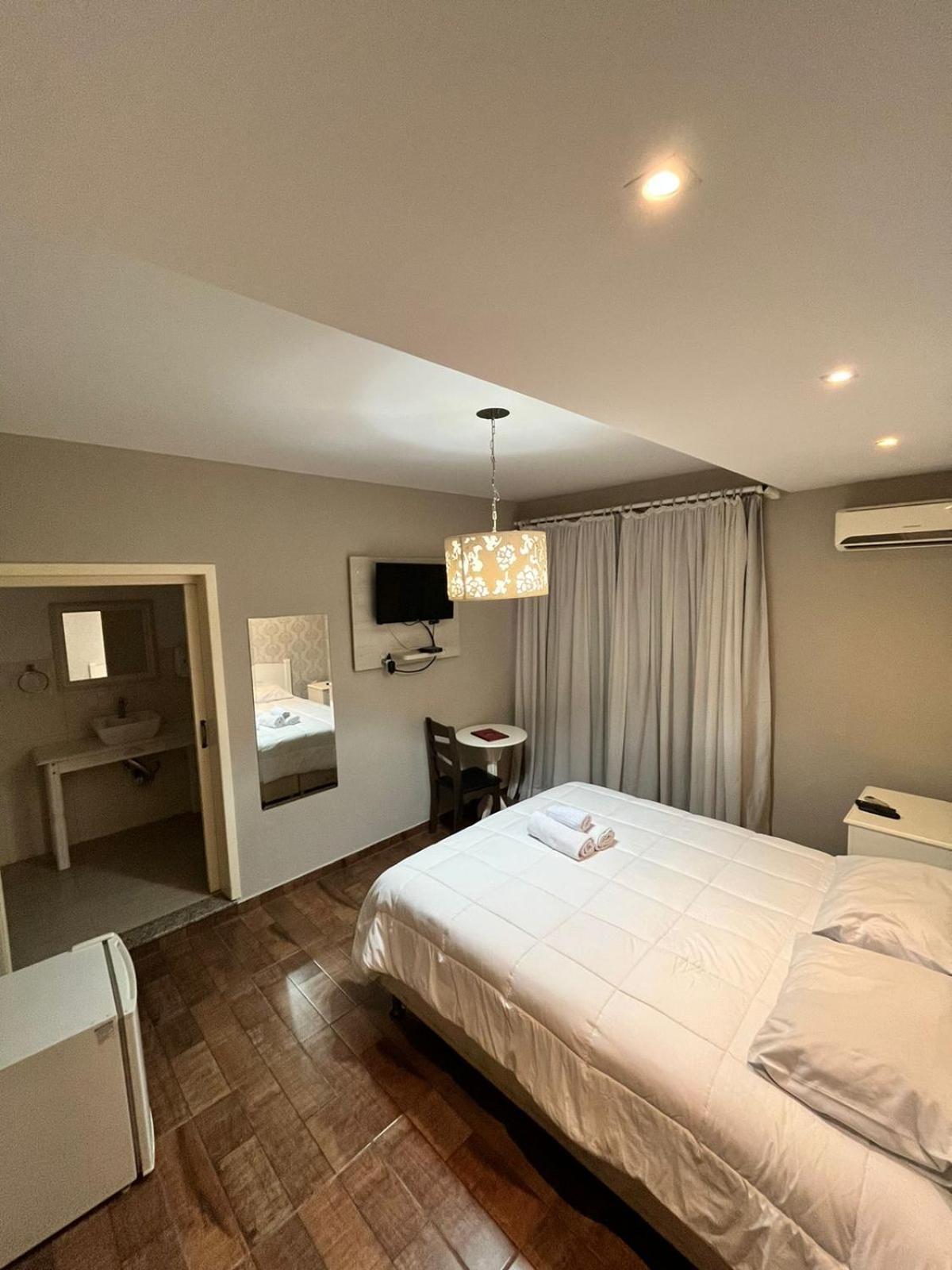 Hotel Domo 普鲁登托波利斯 外观 照片